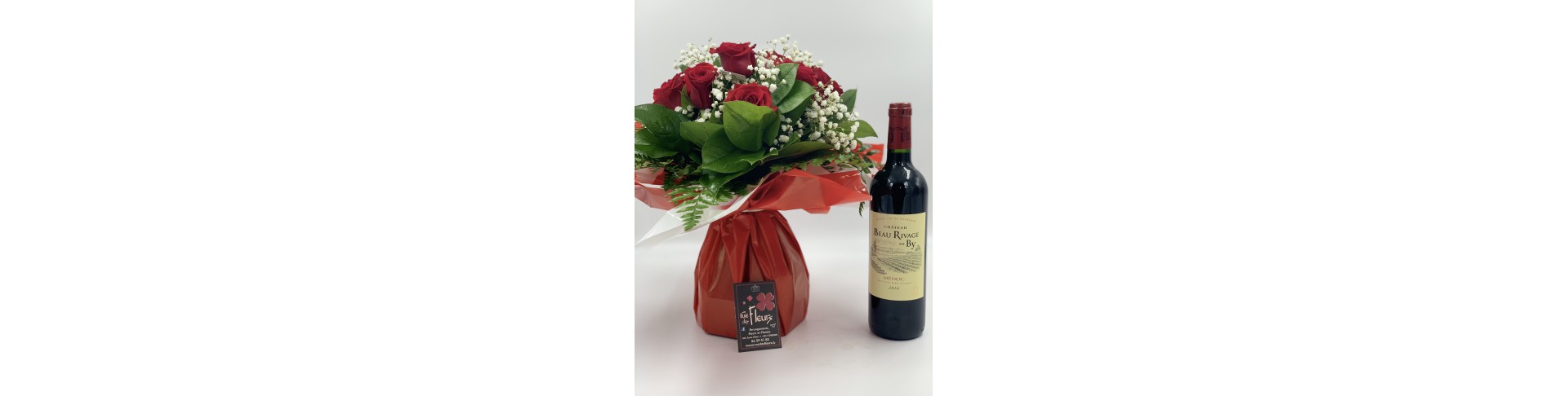 Bouquet et Bouteille de vin